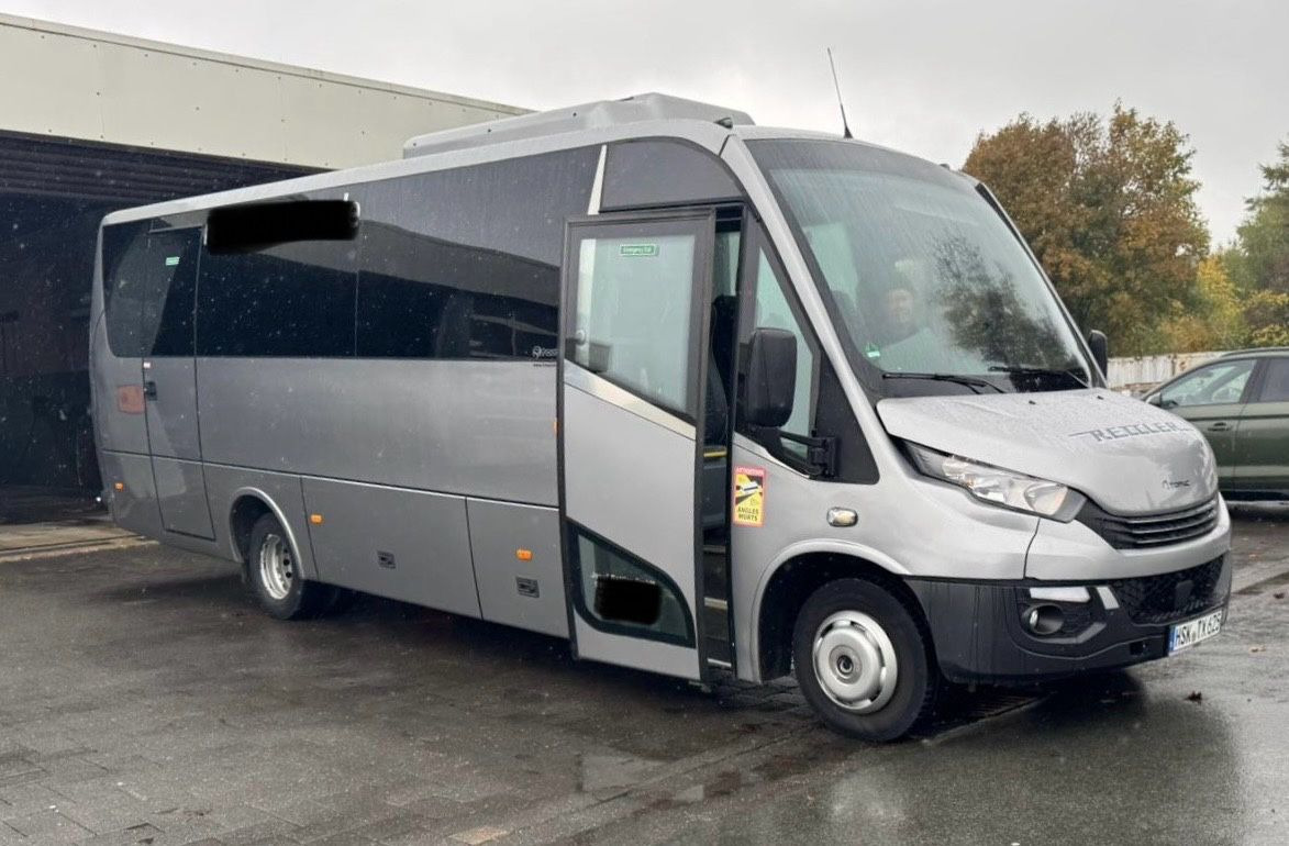 Iveco Atomic AN21 (wenig Km*7.2t) Rosero/ Rapido - Kleinbus, Personentransporter: das Bild 2 Iveco Atomic AN21 (wenig Km*7.2t) Rosero/ Rapido - Kleinbus, Personentransporter: das Bild 2