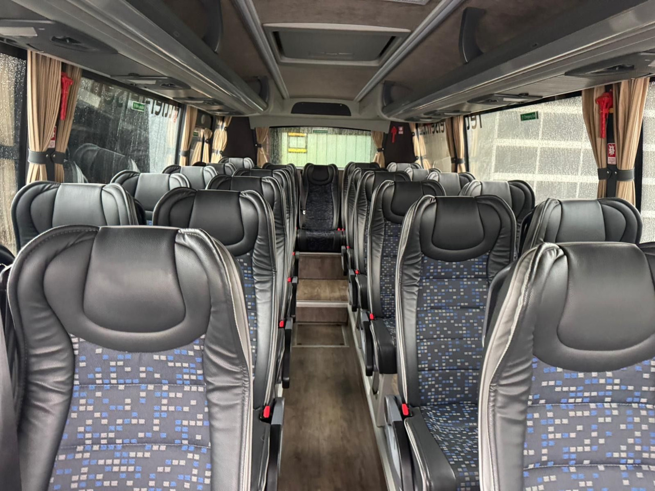 Iveco Atomic AN21 (wenig Km*7.2t) Rosero/ Rapido - Kleinbus, Personentransporter: das Bild 5 Iveco Atomic AN21 (wenig Km*7.2t) Rosero/ Rapido - Kleinbus, Personentransporter: das Bild 5