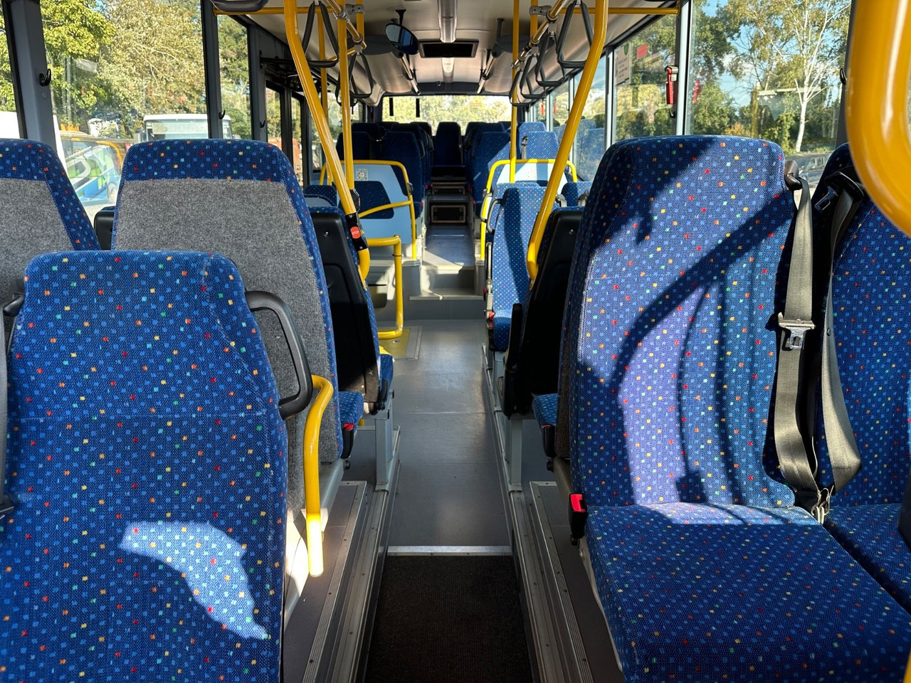 Iveco Irisbus Crossway LE SFR 162 *AC*100 km/h*Schalt - Linienbus: das Bild 5 Iveco Irisbus Crossway LE SFR 162 *AC*100 km/h*Schalt - Linienbus: das Bild 5