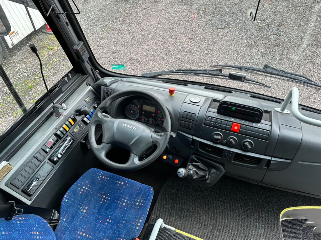 Kleinbus, Personentransporter Iveco Kapena Tema 100 (32*Sitze*DE*TOP*Schalt) O510: das Bild 14