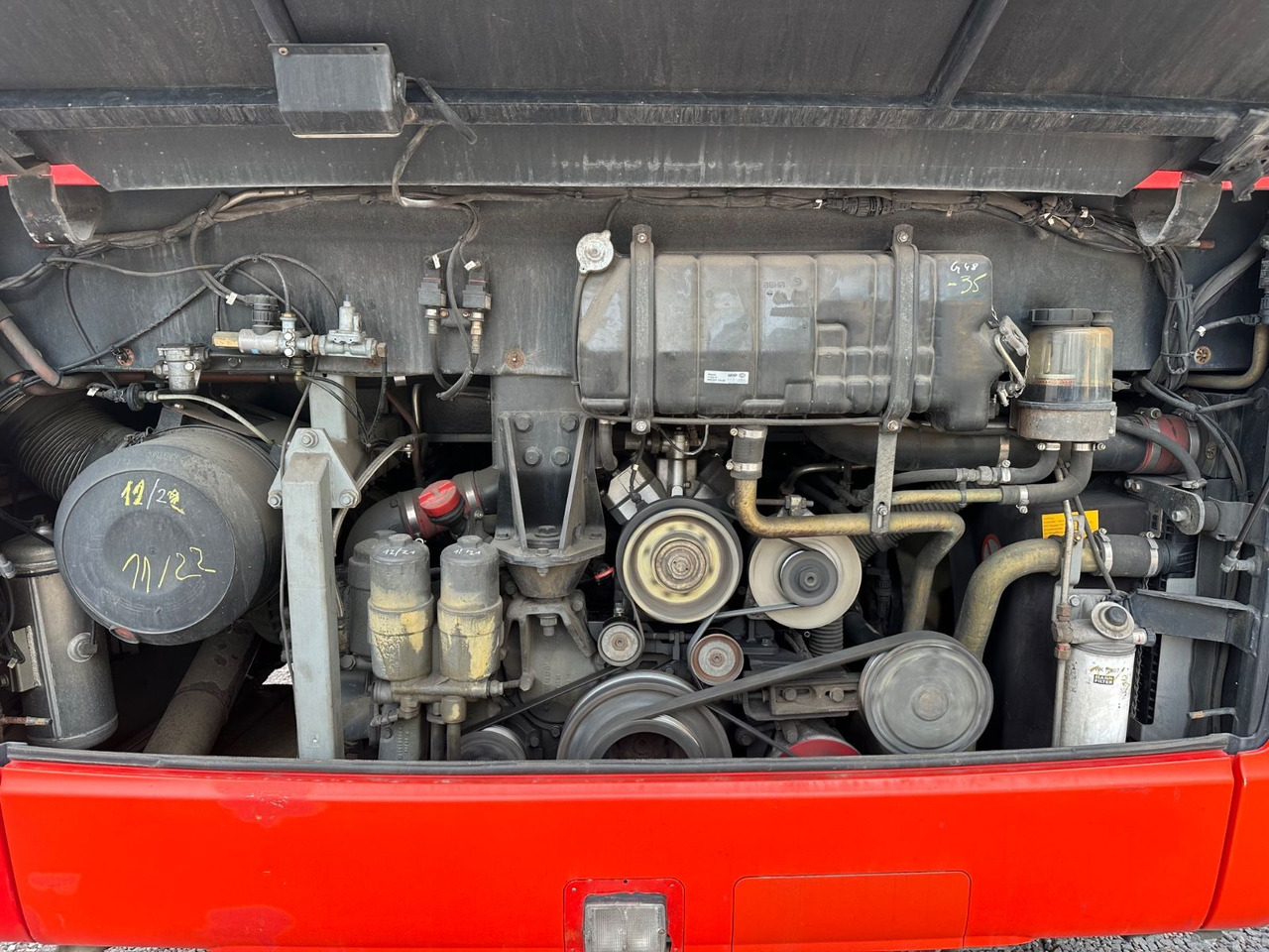 Mercedes-Benz O550 Integro (56 Sitze*Klima*Schalt) - Überlandbus: das Bild 4 Mercedes-Benz O550 Integro (56 Sitze*Klima*Schalt) - Überlandbus: das Bild 4