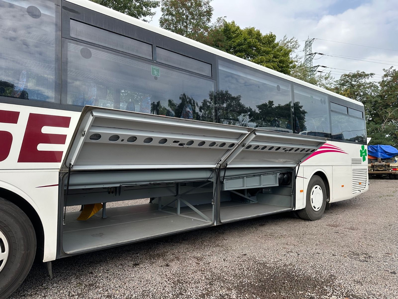 Mercedes-Benz O560 Intouro (EEV*Schalt) - Überlandbus: das Bild 5 Mercedes-Benz O560 Intouro (EEV*Schalt) - Überlandbus: das Bild 5