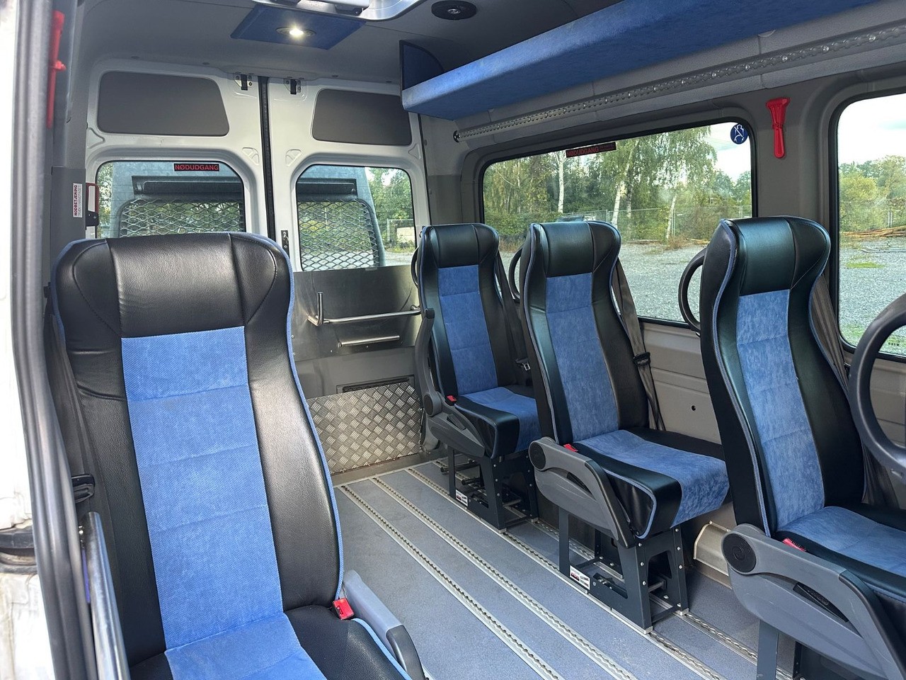 Mercedes-Benz Sprinter 316 CDi (wenig Km*Motor Neu) - Kleinbus, Personentransporter: das Bild 4 Mercedes-Benz Sprinter 316 CDi (wenig Km*Motor Neu) - Kleinbus, Personentransporter: das Bild 4