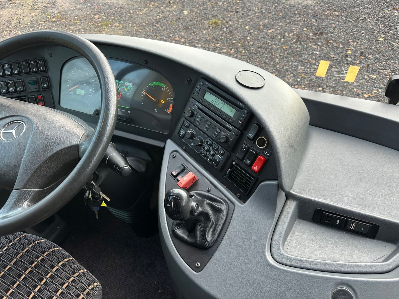 Reisebus Mercedes-Benz Tourismo O350 17 RHD-L (59Sitze*DE*TOP): das Bild 18