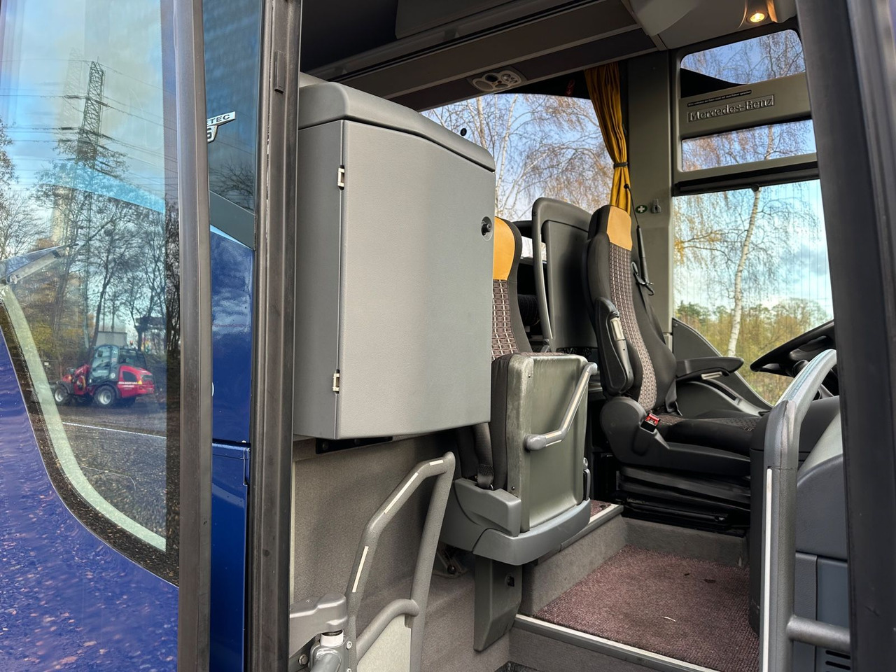 Reisebus Mercedes-Benz Tourismo O350 17 RHD-L (59Sitze*DE*TOP): das Bild 15