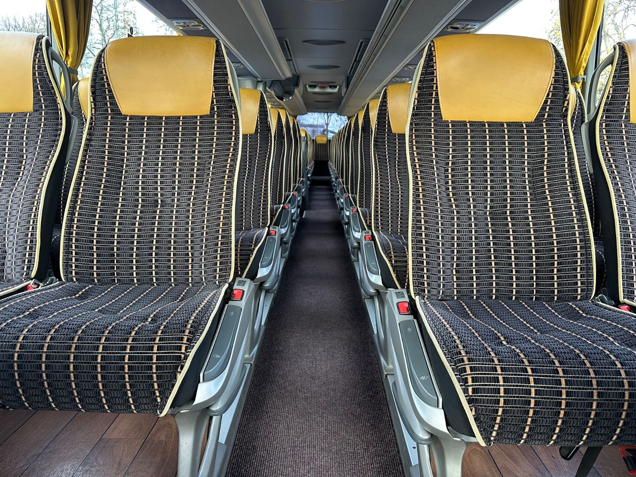 Reisebus Mercedes-Benz Tourismo O350 17 RHD-L (59Sitze*DE*TOP): das Bild 21