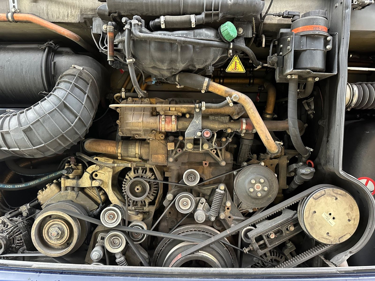 Mercedes-Benz Travego O580 16 RHD-M (LuxLine*TOP*DE) - Reisebus: das Bild 3 Mercedes-Benz Travego O580 16 RHD-M (LuxLine*TOP*DE) - Reisebus: das Bild 3