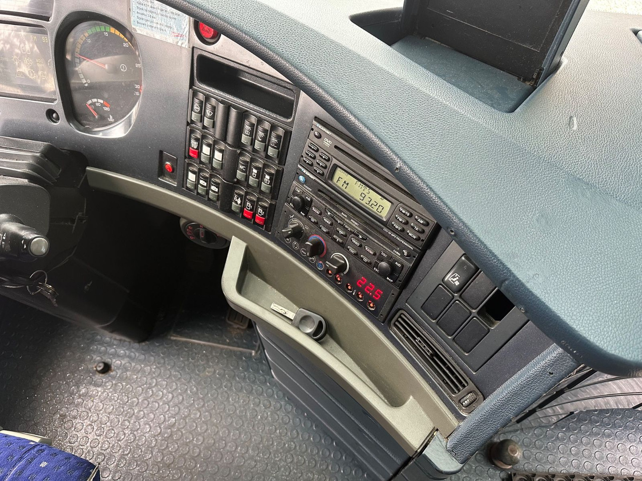 Reisebus Neoplan P15 Cityliner Euro4*55 Sitze: das Bild 14