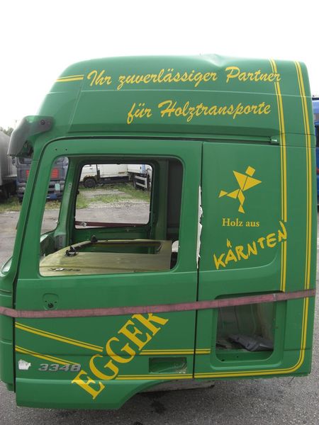 MERCEDES BENZ Actros MP2 Rohbau/Beschaedigt - Fahrerhaus: das Bild 5 MERCEDES BENZ Actros MP2 Rohbau/Beschaedigt - Fahrerhaus: das Bild 5